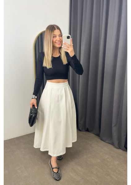 Beyaz Pileli Çan Model Balon Etek