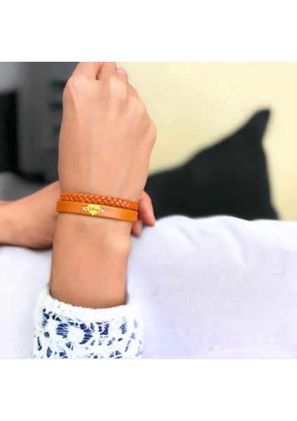 14 Ayar Altın Kalp Tasarım Plaka Gülay Isimli Hakiki Deri Hediye BILEKLIK-YH.4993UJ.5123IK.5253 fiyatları