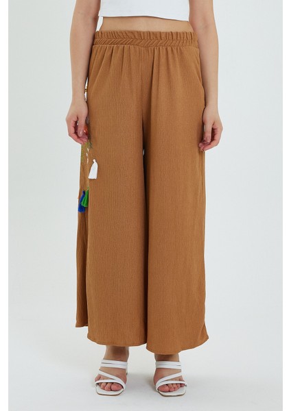 Kadın Yanı Nakışlı Örme Pantolon RD24YB110913