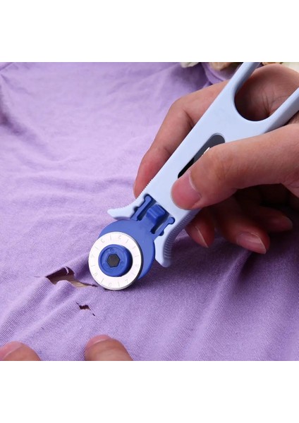 45 mm Mavi Stil Patchwork Için mm Kumaş Döner Kesici Aletler Deri Kağıt Kumaş Kesici Kesme Aleti Dıy Dikiş Aksesuarları (Yurt Dışından) fırsatları