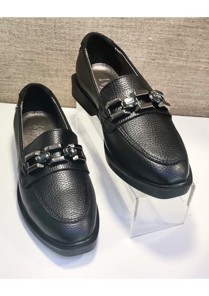 217 Kadn Taşlı Tokalı Kısa Topuklu Casual Ayakkabı Siyah modelleri
