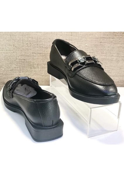 217 Kadn Taşlı Tokalı Kısa Topuklu Casual Ayakkabı Siyah indirimleri