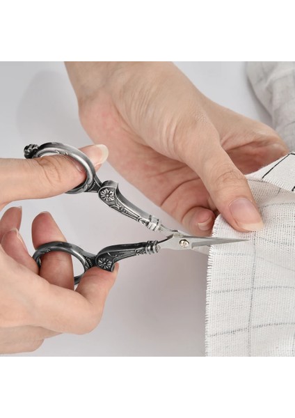 Kutu Stili ile Gümüş Nakış Veya Kiti Avrupa Antika Eski Dikiş Kiti Komple Vintage Dikiş Alet Seti Oya Dıy Craft Için (Yurt Dışından) fırsatları