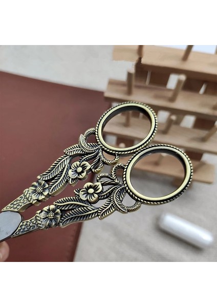N0.2 Altın Stili Yeni Varış Vintage Ors Dikiş Kumaş Nakış Çapraz Dikiş Iğne Kesme Altın Retro Zakka Iplik Araçları Dıy Malzemeleri (Yurt Dışından)