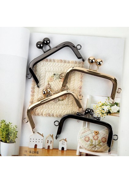 No.3 Tarzı .5 cm Bozuk Para Cüzdanı Çerçeve Askı Kabartma Dikdörtgen Metal Öpücük Toka Kilit Aksesuarları Cüzdan Çanta Parçaları Için Çerçeve Kolu (Yurt Dışından) modelleri