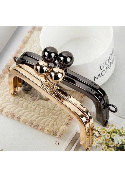 No.3 Tarzı .5 cm Bozuk Para Cüzdanı Çerçeve Askı Kabartma Dikdörtgen Metal Öpücük Toka Kilit Aksesuarları Cüzdan Çanta Parçaları Için Çerçeve Kolu (Yurt Dışından) fırsatları