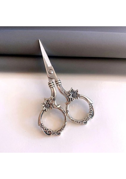 Gümüş Tarzı Zarif Paslanmaz Çelik Vintage Terzi Ors Çiçek Dikiş Nakış Ors Kısa Kumaş Kesici Avrupa Terzilik Araçları (Yurt Dışından)