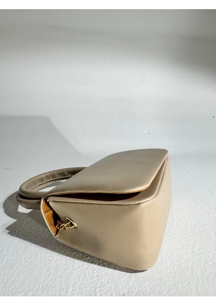 Saldı Bej Cilt Baget Çanta fırsatları
