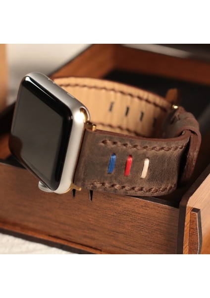 Apple Watch 42MM 44MM 45MM 49MM Ultra Ultra 2 Seri 3 / 4 / 5 / 6 / Se / 7 / 8 / 9 Kahverengi Deri Kordon Hakiki Crazy Deri Kayış