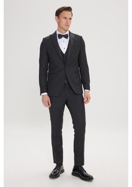 Slim Fit Dar Kesim Kırlangıç Yaka Balıksırtı Desenli Yelekli Smokin Takım modelleri