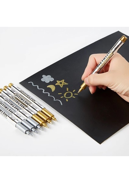 2 Adet Yeşil Stil 2pcslot Dıy Metalik Su Geçirmez Kalıcı Boya Marker Kalemler Altın ve Gümüş Çizim Öğrencileri Malzemeleri Için Işaretleyici Craftwork Kalem (Yurt Dışından) modelleri