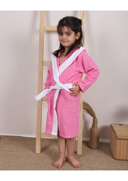 Kapşonlu Çocuk Bornozu tavşan nakışlı modelleri