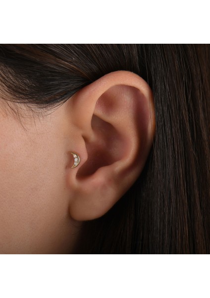 0.04 Karat Pırlanta Yonca Tragus Piercing