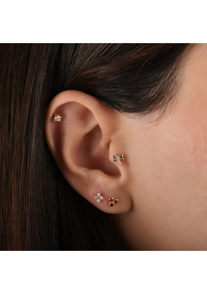 Yakut Taşlı Altın Tragus Piercing