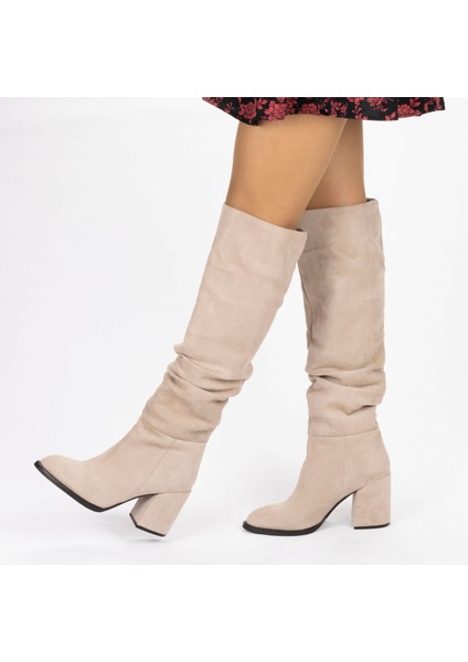 Kadın Sivri Burunlu Kalın Topuklu Körüklü Diz Altı Çizme
