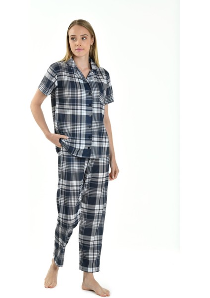 Kare Desenli Kadın Pijama Takımı