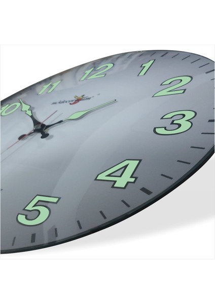 Yansıma Yapmayan Mat Beyaz Zemin Sessiz Kayar Saniye Fosforlu Gece Görünen 35 cm Camlı Duvar Saati