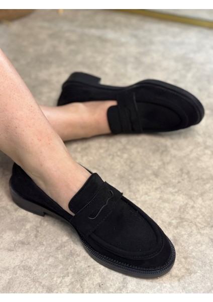 Günlük Kadın Düz Loafer Klasik Desenli Taban Zincirli Oval Burunlu Makosen Sade Şık Ayakkabı 130