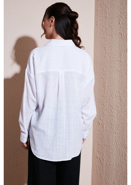 Pamuklu Relaxed Fit Tek Cepli Gömlek Bayan Gömlek 24Y0245K1