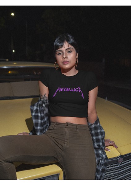 Mor Metallica Yazılı Crop Top, Metallica Baskılı Siyah Crop Bluz modelleri
