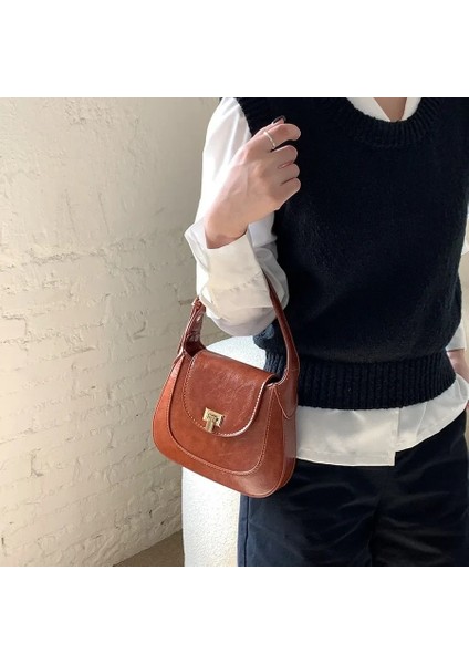 Siyah 16.5CMX20CMX3.5CM Sol Taraf Retro Tasarım Moda Kadın Küçük Çanta 2023 Kış Lüks Deri Crossbody Çanta Kadın Omuz Çantaları Bolsas (Yurt Dışından) modelleri