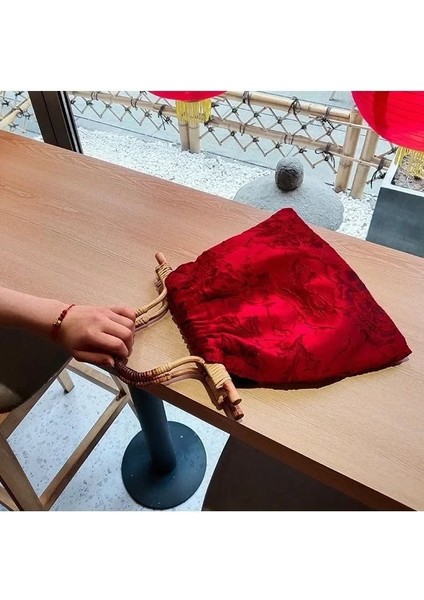 Kırmızı Jakarlı 25X33 cm Yeni Çin Tarzı Retro Bambu Çanta El Yapımı Kelebek Cheongsam Hanfu Çanta Kırmızı Düğün Çantası, Nişan Çantası Düğün Dekorasyon (Yurt Dışından) modelleri