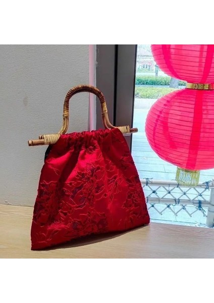 Kırmızı Jakarlı 25X33 cm Yeni Çin Tarzı Retro Bambu Çanta El Yapımı Kelebek Cheongsam Hanfu Çanta Kırmızı Düğün Çantası, Nişan Çantası Düğün Dekorasyon (Yurt Dışından) fırsatları