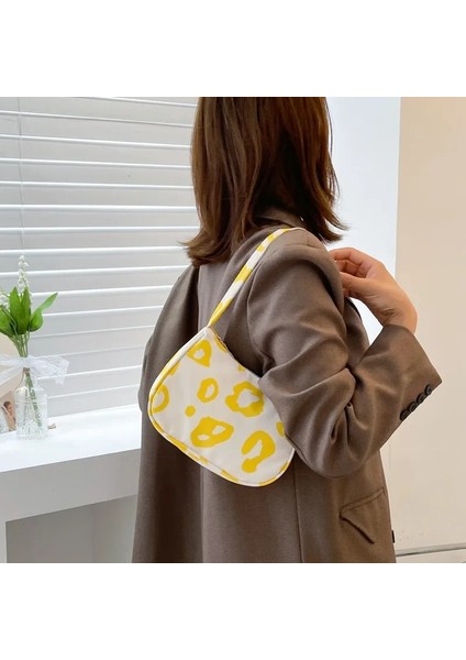 Beyaz 2023 Yeni Baskılı Leopar Moda Kanvas Yüksek Kapasiteli Omuz Çantası Kore Sokak Trendi Çanta Kadın Çantalar ve Çanta Kesesi (Yurt Dışından) fırsatları