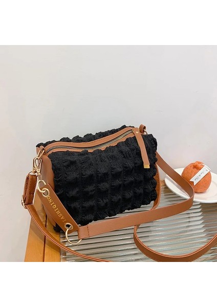 Bej 22X13X11CM 2021 Yeni Boston Omuz Çantası Benzersiz Tasarım Moda Crossbobdy Çanta Kadınlar Için Zarif Çanta Bayanlar Küçük Tote (Yurt Dışından) fiyatları