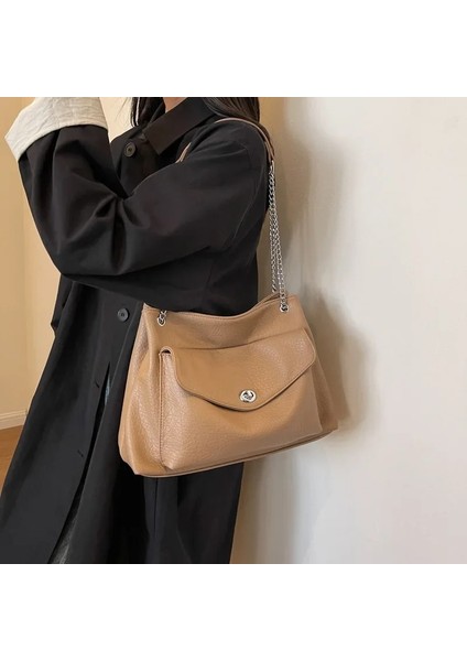 Sıcak Pembe Kadın Zincir Çanta Moda ve Basit Büyük Kapasiteli Omuz Çantası Crossbody Çanta Kadın Çanta Çantalar Копії Брендових Сумок (Yurt Dışından) fiyatları