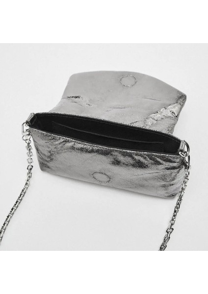Mavi Yaz Yeni Gelenler Parlak Rugan Pu Deri Crossbody Çanta Kadınlar Için Küçük Flap Bayan Omuzdan Askili Çanta Kaliteli (Yurt Dışından) fırsatları