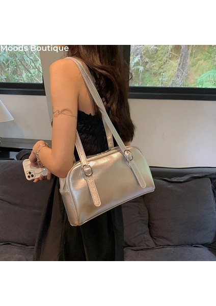 Beyaz 28X16X8CM Moods Banliyö Omuz Çantaları Kadınlar Için 2023 Lüks Tasarımcı Çanta Saf Renk Mini Boston Çanta Büyük Kapasiteli Yastık Koltukaltı Çanta (Yurt Dışından) indirimleri
