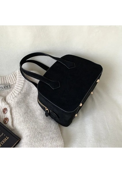 Siyah 22X13X15.5CM Rahat Sahte Süet Kadın Tasarımcı Çanta Lüks Boston Çanta Kadınlar Için 2024 Küçük Tote Debriyaj Kadın Işe Gidiş Çanta Çantalar Chic (Yurt Dışından)