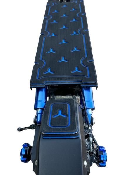 Scooter Deck Kaplama Ürünü Onvo OV-012 x Plus Uyumludur
