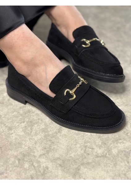 Günlük Kadın Siyah Loafer Klasik Desenli Taban Tokalı Oval Burunlu Makosen Ayakkabı 120 fiyatları