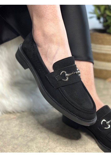 Günlük Kadın Siyah Loafer Klasik Desenli Taban Tokalı Oval Burunlu Makosen Ayakkabı 120 modelleri