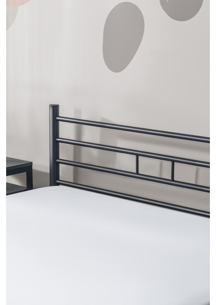 K70 Siyah Metal Karyola Tek Kişilik (120X200 Cm) Yataksız