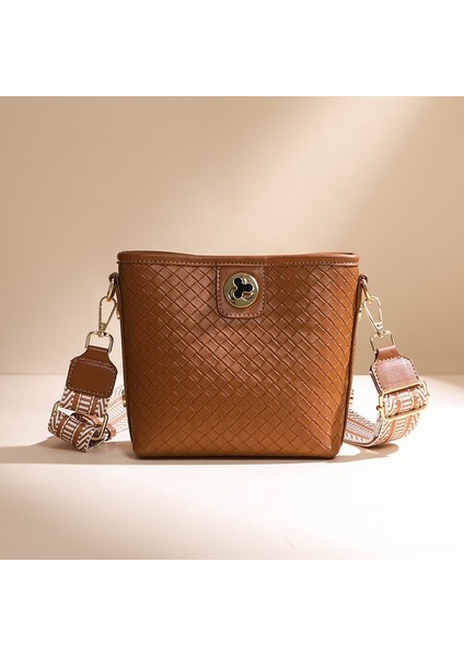 Kadınlar Için Çantalar 2023 Yeni Dokuma Kilit Kova Çanta Kadınlar Için Sınır Ötesi Dış Ticaret Moda Büyük Kapasiteli Tek Omuz Crossbody Çanta (Yurt Dışından)