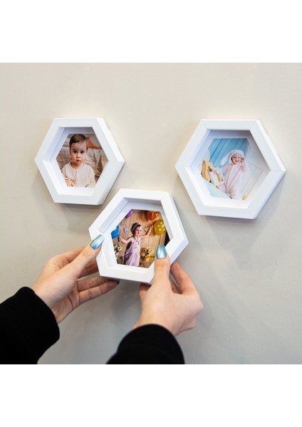 Yapışkanlı Sök Tak Küçük Beyaz Altıgen Fotoğraf Çerçevesi - 3'lü Paket