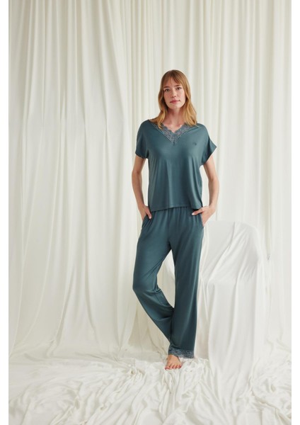Kadın Kısa Kollu V Yakalı Dantelli Pijama Takımı 18541 fiyatları