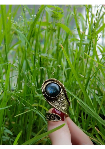 Doğal Taş Labradorit Yuvarlak Doğal Taşlı Ayarlanabilir Antik Işlemeli Yüzük EUY31L modelleri