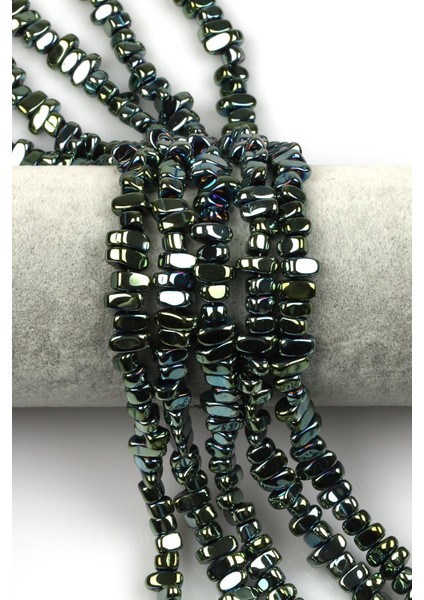 Su Yeşili Renkli Hematit Dizi 4 x 8 mm Kırık Model Kesim