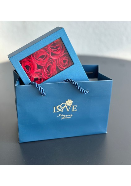 Kolye Hediyeli Kırmızı Gül ve Mücevher Kutusu Seti fırsatları
