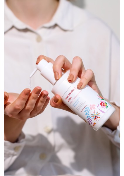 Yüz Ve Vücut Nemlendirici Kremi 200 ml