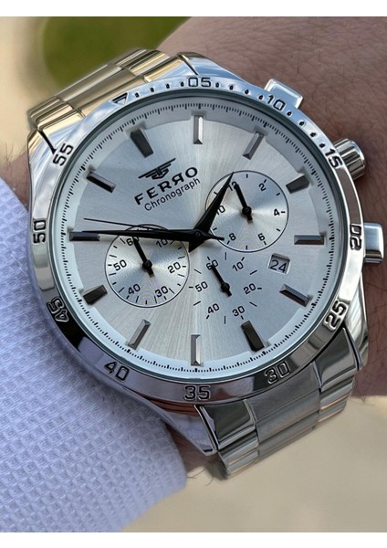 Çelik Kordon Iç Fonksiyonları Aktif Chronograph 30 mt Su Geçirmez Erkek Kol Saat EFM31382-A223
