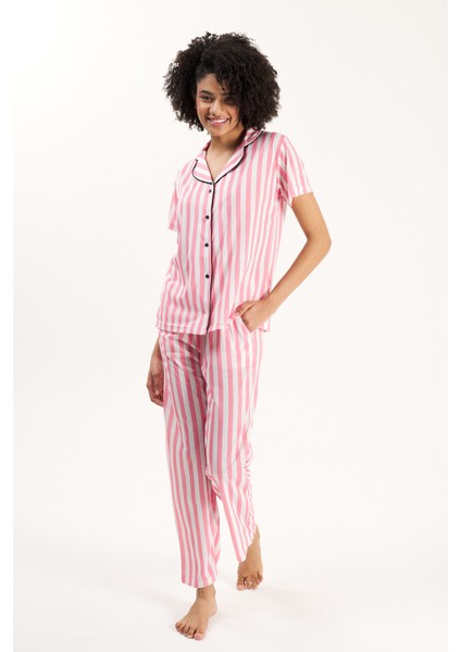 Gömlek Yaka Çizgili Pembe Kadın Pijama Takımı