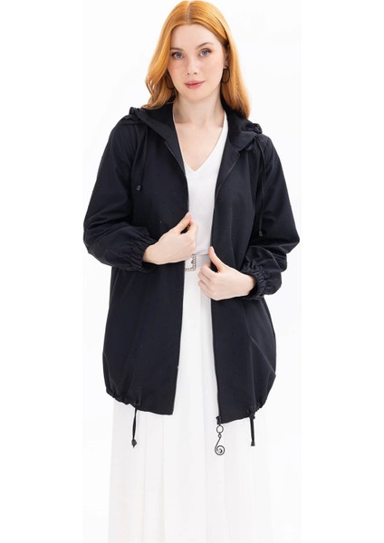 Kadın Taşlı Fermuar Detaylı Kapüşonlu Kap 1000 Siyah