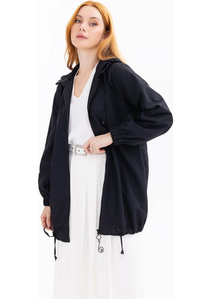 Kadın Taşlı Fermuar Detaylı Kapüşonlu Kap 1000 Siyah fiyatları