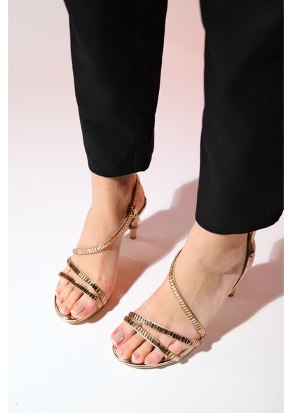 Nuevo Rose Cilt Taşlı Kadın Topuklu Abiye Ayakkabı fiyatları