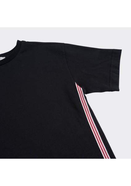 Yanları Şerit Detaylı T-Shirt fiyatları